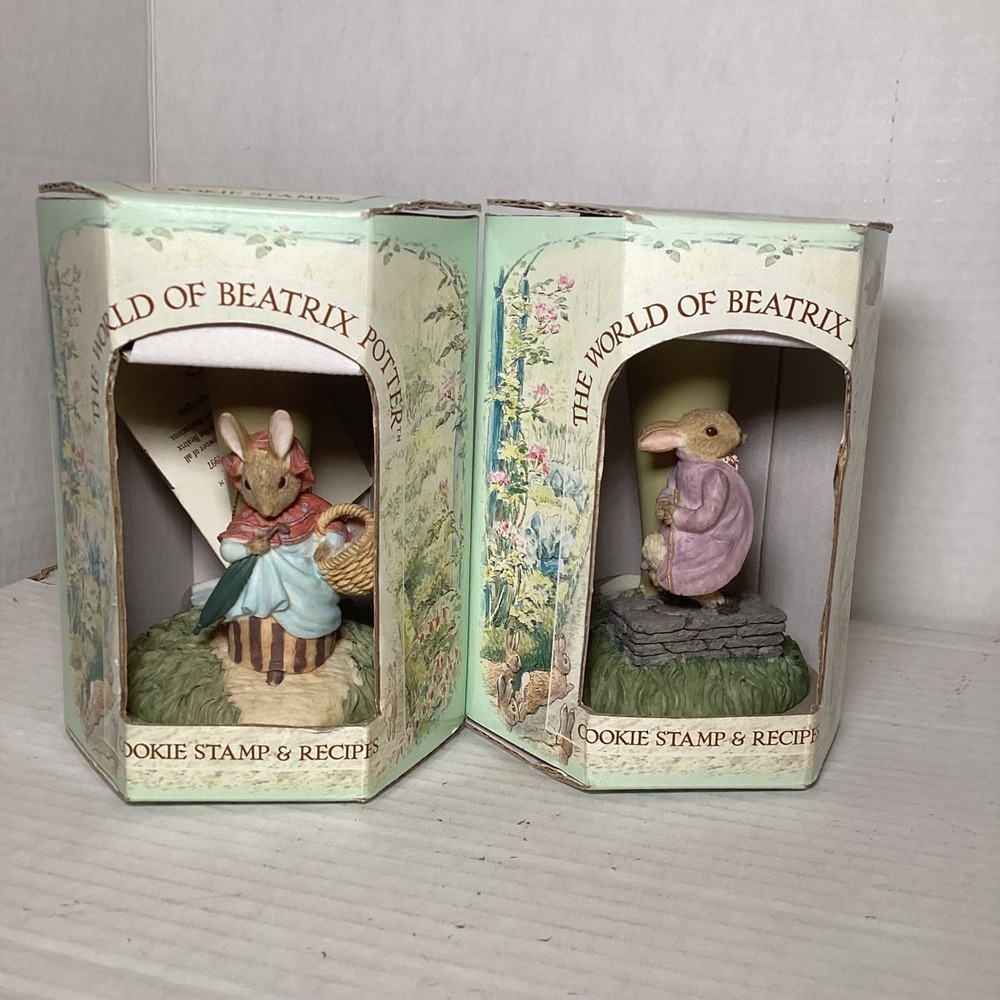 Vintage 1997 Beatrix Potter Cookie Stamps Mrs Rabbit Benjamin Bunny Set of 2